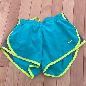 girls nike athletic shorts